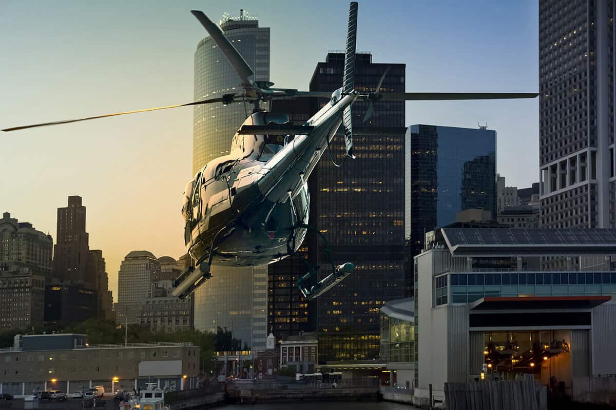 HelicopterflyingManhattansouthskyline2